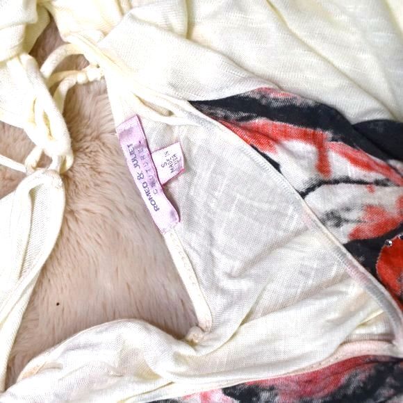 Womens Floral Blouse Size Small Semi Sheer Bat Wing Short Sleeve Shirt - Picture 14 of 16